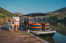 Douro sunset private boat cruise with wine and open bar