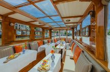 Luxury canal cruise with drinks and cheese