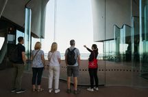 Elbphilharmonie Plaza private tour with Franzbrötchen and coffee