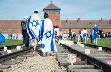 Auschwitz and Birkenau self-guided tour with transfer from Krakow