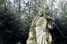 Private walking tour of Cologne's Melaten Cemetery
