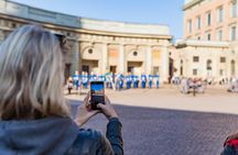 Stockholm Gamla Stan tour and Changing of the Guard ceremony