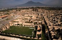 Private family-friendly tour of Pompeii with a certified guide