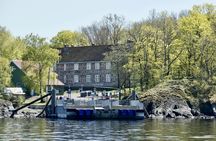 Island hopping guided tour with lunch