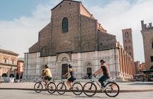 Guided bike tour of Bologna's hidden gems