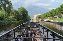 Floating terrace boat tour in Groningen