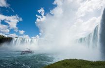 Niagara Falls boat cruise and guided highlights tour