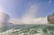 Niagara Falls boat cruise and guided highlights tour