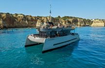 Albufeira sunset cruise with food tasting live DJ and open bar