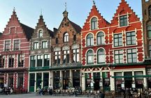 Paris to Bruges transfer by coach and audio-guided city tour