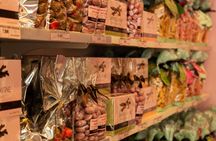 Small-group guided walking food tour with Champagne in Reims