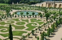 Versailles Palace and Gardens skip-the-line semi-private tour