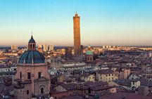 Bologna private walking tour with a local