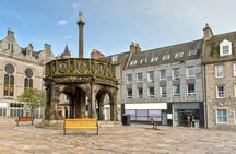 Aberdeen walking tour with a local