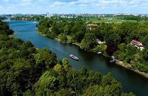 Stockholm Royal Bridges cruise with audio commentary