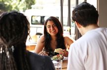 Food and history guided walking tour in East Berlin