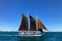 1-hour cruise and lunch experience at Spyced Restaurant in Cape Town
