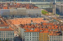 2-hour Lyon Croix Rousse and Peninsula guided walking tour