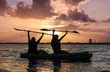 Sunset kayak tour in Cancun Nichupté Lagoon