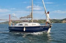 Morning private yacht tour in Lisbon