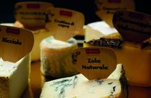 Cheese and pizzoccheri tasting on Lake Como Mountains