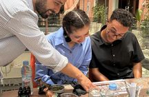 2-hour perfumed candle-making workshop in Marrakech