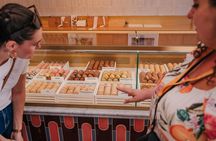 Traditional food tour in Montmartre neighborhood