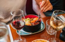 Traditional food tour in Montmartre neighborhood