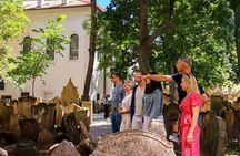 Walking tour of Prague's Jewish Quarter with Jewish Museum tickets