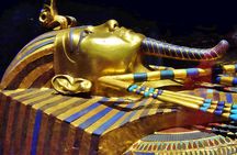 Cairo small-group tour from Sharm, Grand Museum, pyramids and Khan