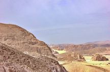 Land of nomads 4x4 adventure with Mirage Canyon and Ain Hudra Oasis