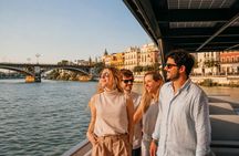 Seville Cathedral, Giralda, Plaza de España tour with cruise to Triana