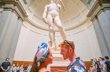 Best of Florence walking tour and Accademia Gallery - Monolingual small group tour