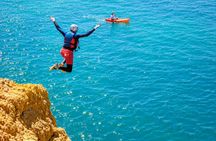 Coasteering experience in São Rafael beach