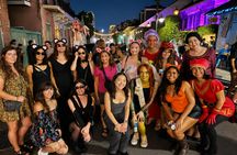 Big easy ghost and vampire pub crawl in New Orleans