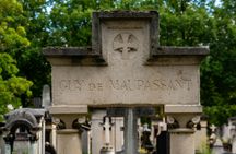 Paris iconic graves tour through Père Lachaise and Montparnasse