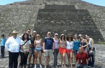 Early Teotihuacan guided tour
