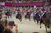 Palio of Siena day trip with dinner and drinks from Florence