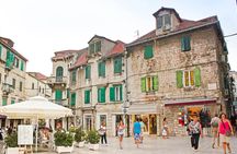 Split walking tour