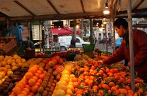 Gourmet walking tour in Latin Quarter with tasting