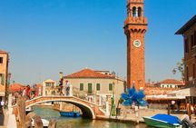 Murano glassblowing & Burano lace-making private boat tour in Venice