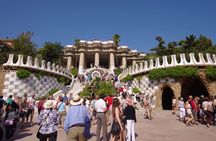 Park Güell and the Sagrada Familia morning guided tour