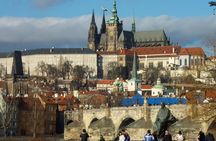 Prague full-day sightseeing tour with lunch and river cruise