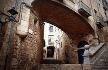 Girona and Figueres tour from Barcelona with guided visit of Dalí Museum for small groups