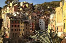 Small group Cinque Terre day tour from Florence