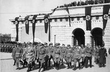 Historical tour of Vienna during National Socialism