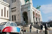 Private tour in a vintage car with a local