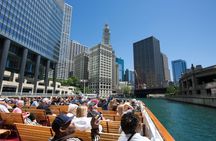 Architecture cruise on the Chicago River