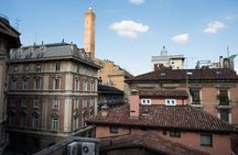 Lunch or dinner and cooking show at a Cesarina's house in Bologna