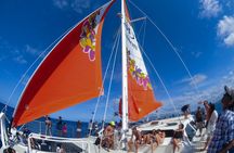 Hawaii catamaran sailing and snorkeling excursion